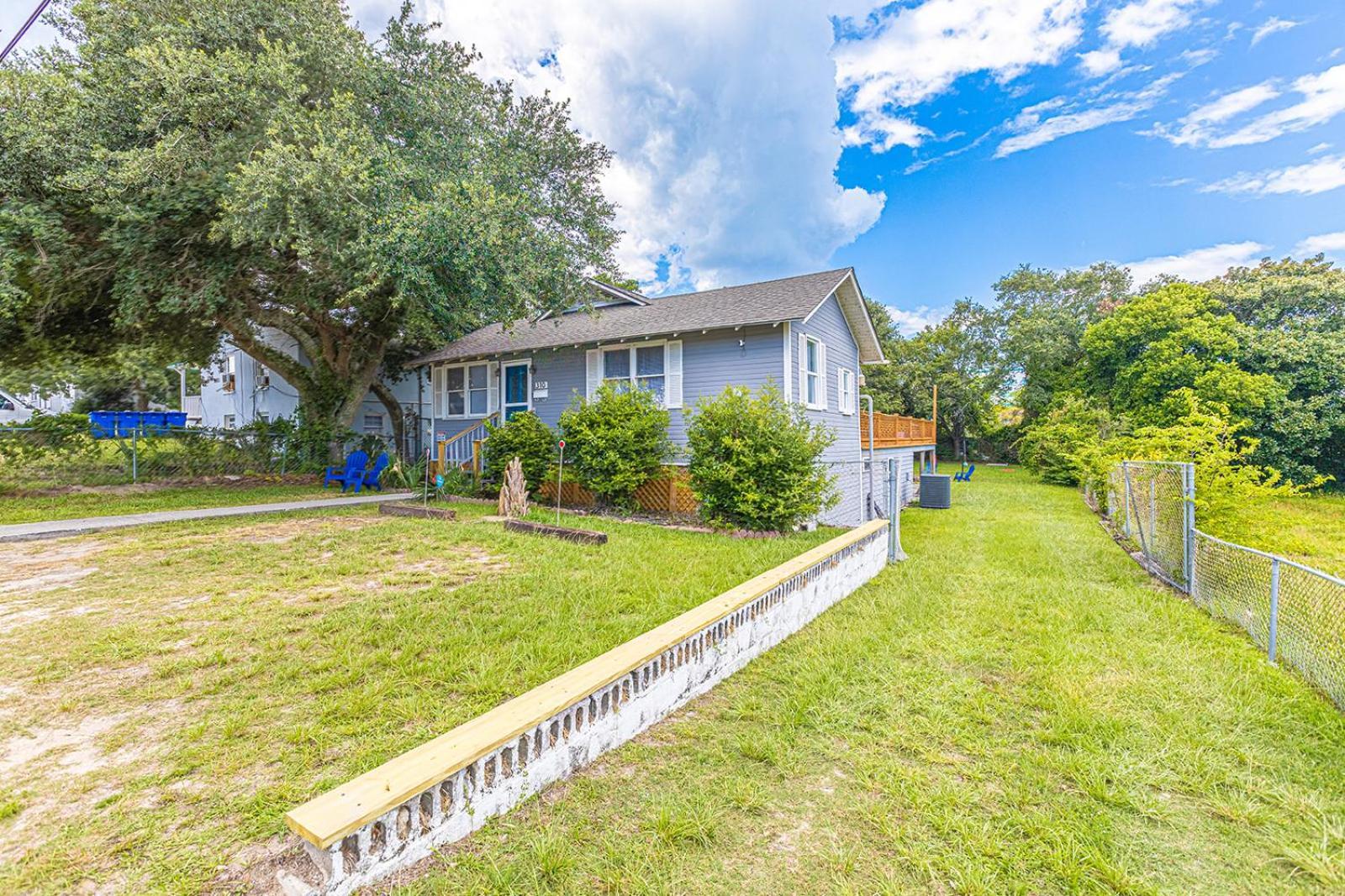 Gorgeous Centrally Located Ocean View 2 King, Huge Private Yard & Deck, Firepit, Bbq, & Game Tables Myrtle Beach Zewnętrze zdjęcie