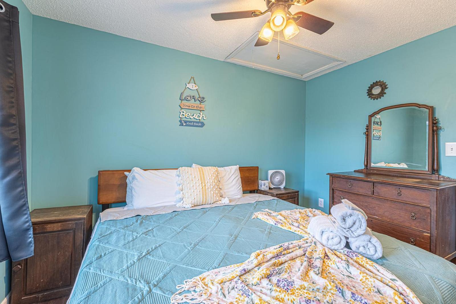 Gorgeous Centrally Located Ocean View 2 King, Huge Private Yard & Deck, Firepit, Bbq, & Game Tables Myrtle Beach Zewnętrze zdjęcie