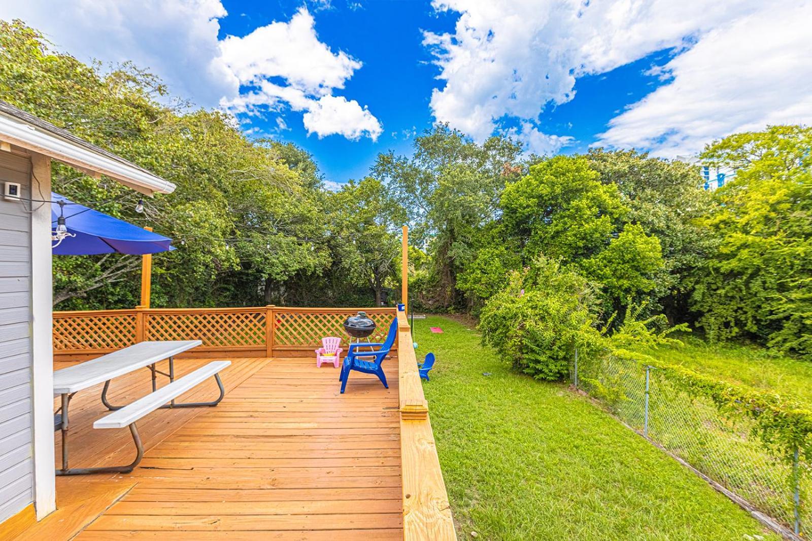 Gorgeous Centrally Located Ocean View 2 King, Huge Private Yard & Deck, Firepit, Bbq, & Game Tables Myrtle Beach Zewnętrze zdjęcie