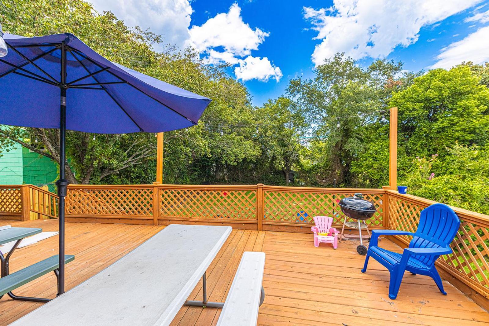 Gorgeous Centrally Located Ocean View 2 King, Huge Private Yard & Deck, Firepit, Bbq, & Game Tables Myrtle Beach Zewnętrze zdjęcie